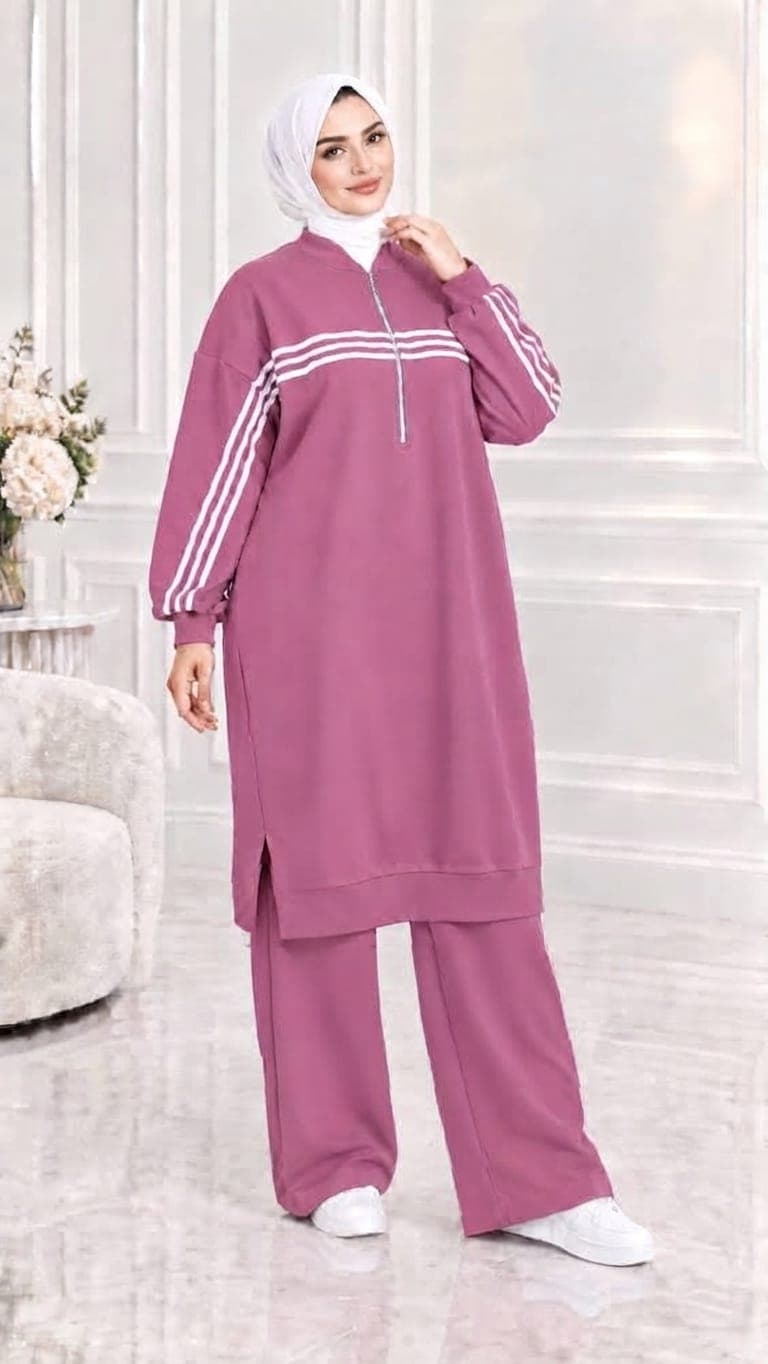 striped athletic two piece set in pink