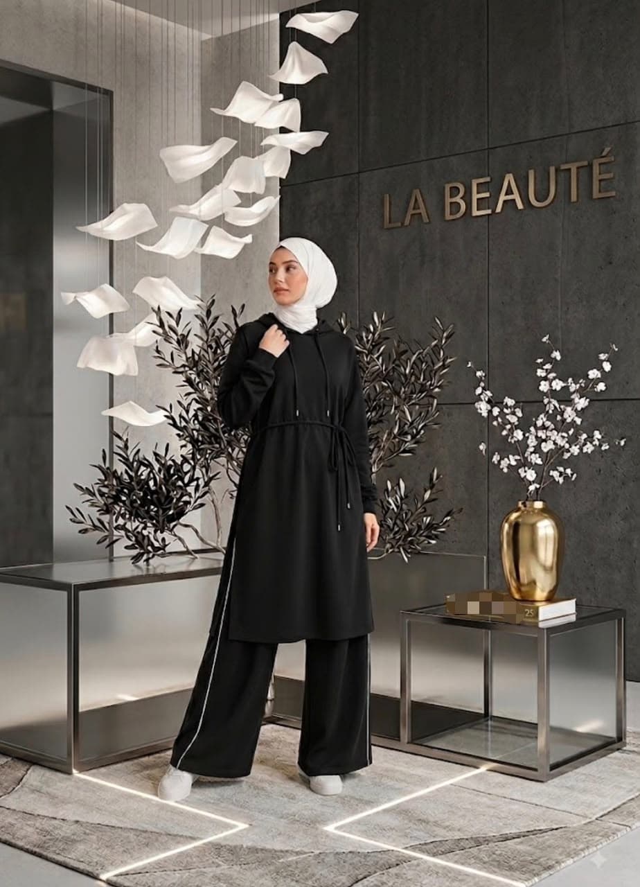 la beauté — the signature hooded set